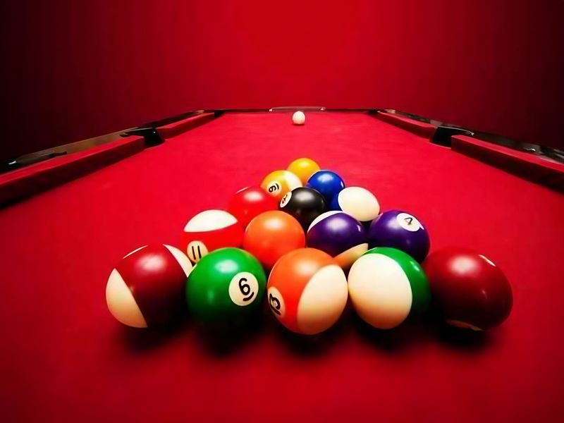 8-Ball-Pool-Billiard